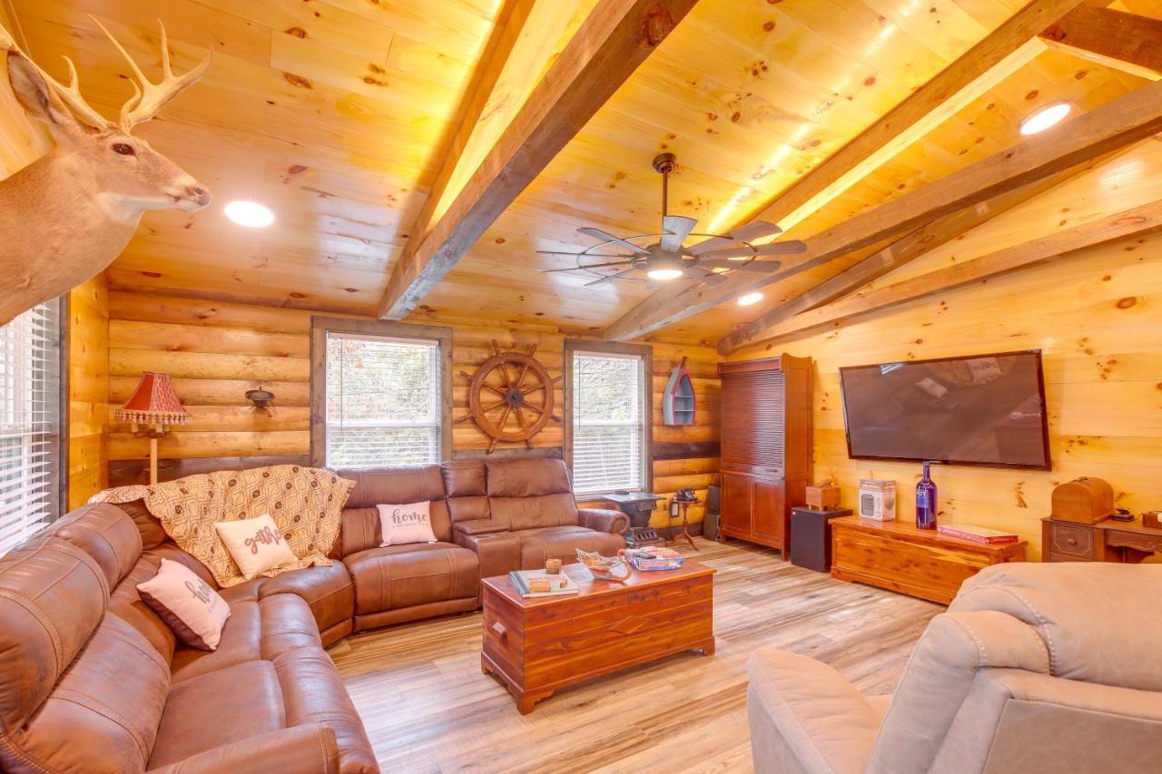 Pet-Friendly Chattanooga Cabin With Hot Tub And Kayaks Exterior photo