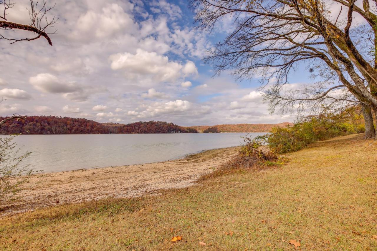 Pet-Friendly Chattanooga Cabin With Hot Tub And Kayaks Exterior photo